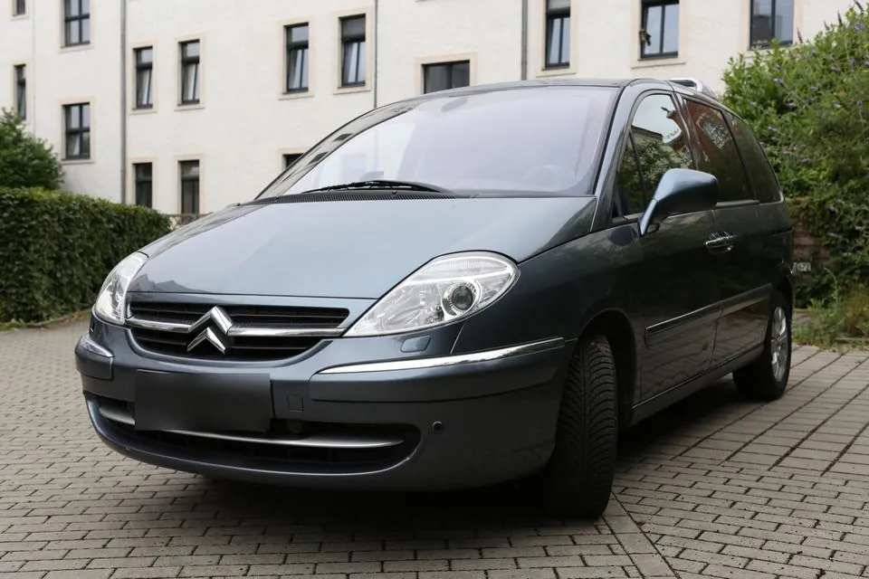 Citroen C8