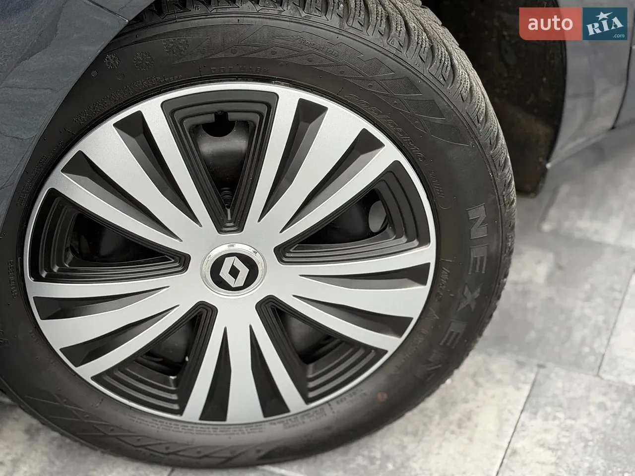 Renault Scenic 2011 photo 5