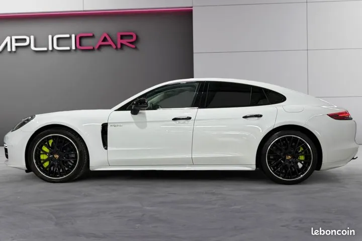 Porsche Panamera 2018 photo 4