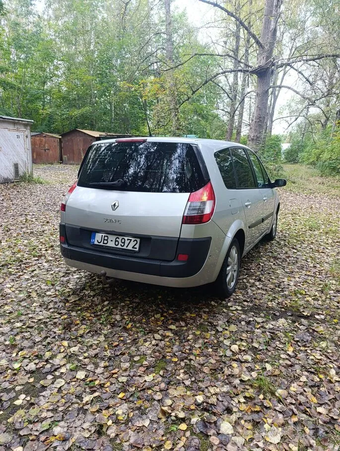 Renault Grand Scenic 2005 photo 3