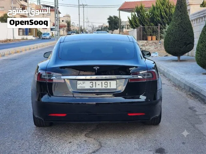 Tesla Model S 2017 photo 3