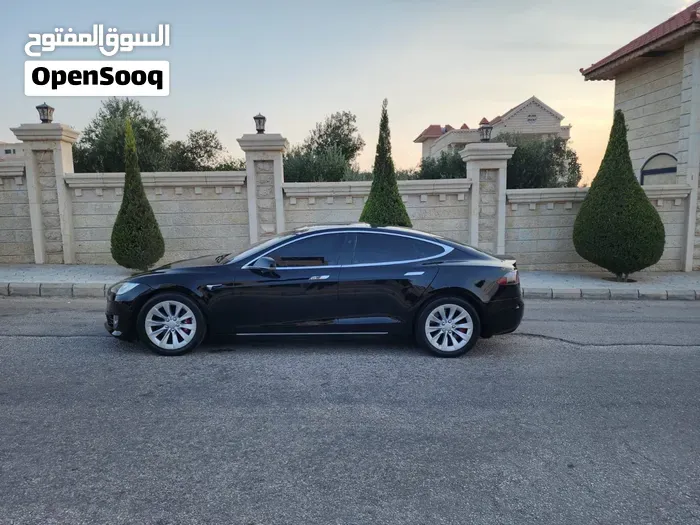 Tesla Model S 2017 photo 2