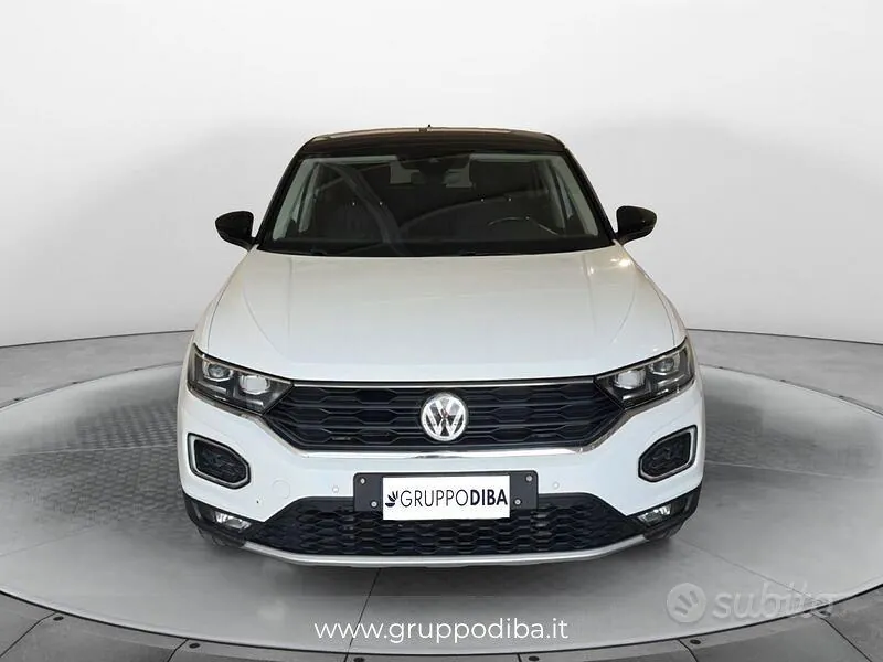 Volkswagen T-Roc 2018 photo 2