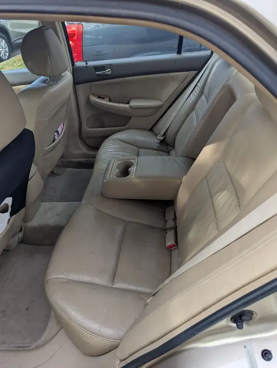 Honda Accord 2004 photo 5