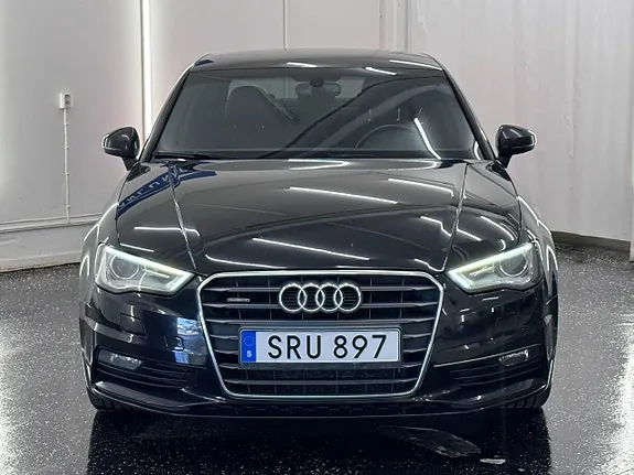 Audi A3 2015 photo 2