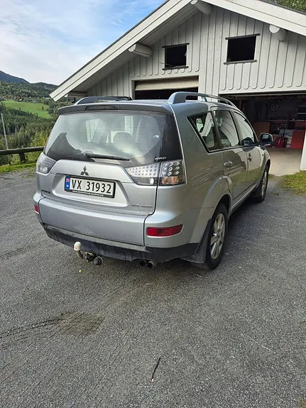 Mitsubishi Outlander 2007 photo 2