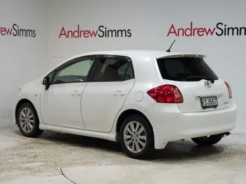 Toyota Auris 2008 photo 3