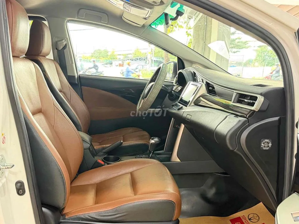 Toyota Innova 2018 photo 5