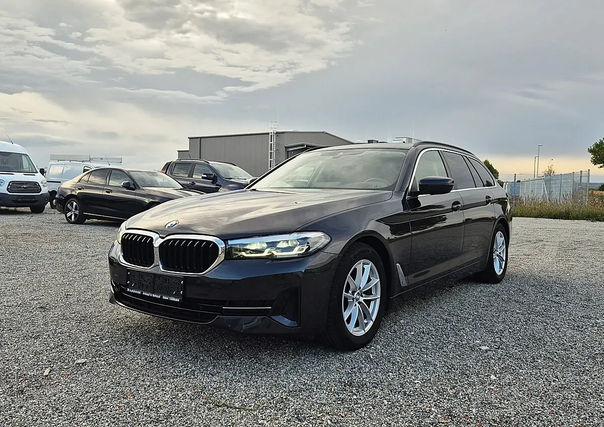 BMW 5 Series 2020 photo 2