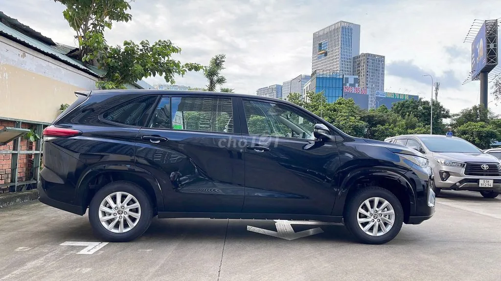 Toyota Innova Cross 2026 photo 5