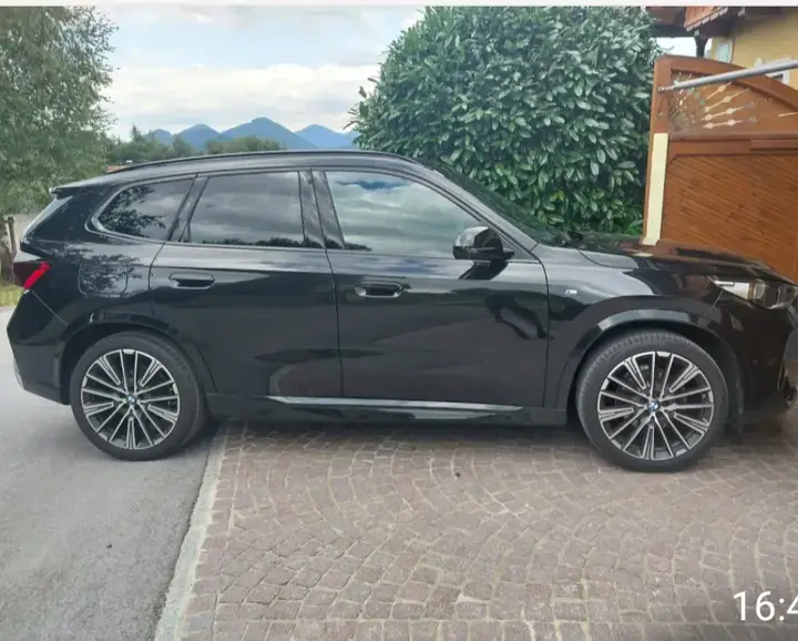 BMW X1 2023 photo 2