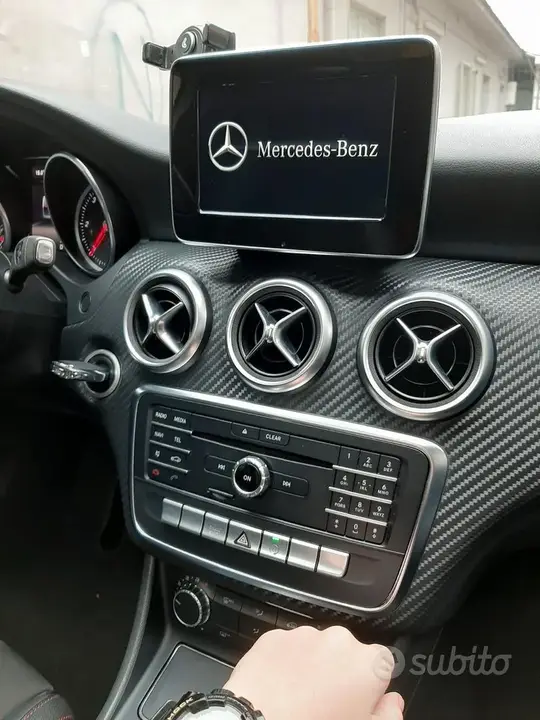 Mercedes-Benz A 2016 photo 4