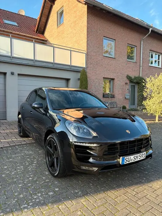 Porsche Macan S