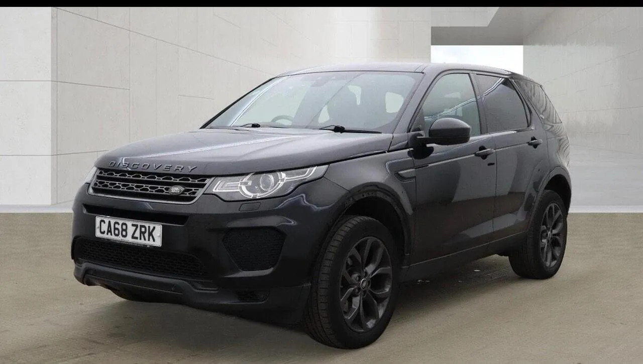 Land Rover Discovery Sport 2019 photo 2