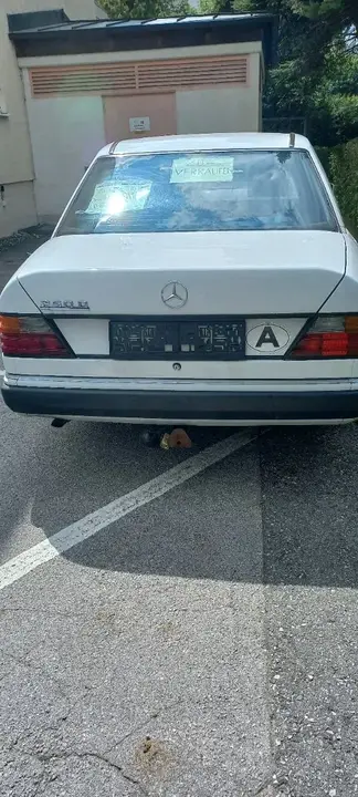 Mercedes-Benz 250 D