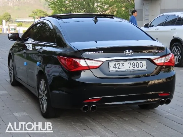 Hyundai Sonata 2011 photo 4