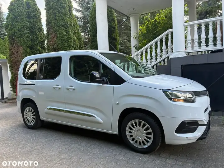 Toyota Proace City Verso 2022 photo 3