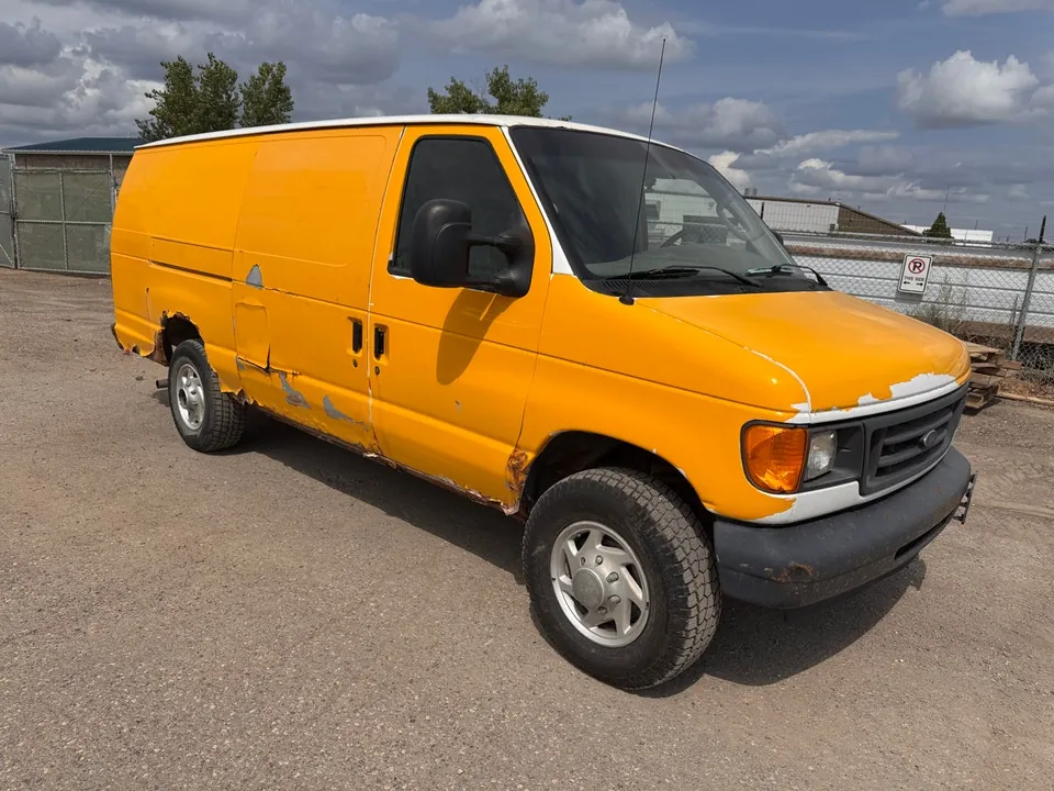 Ford E250