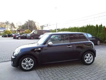 Mini One 2013 photo 2