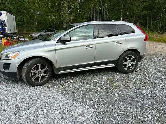 Volvo Xc60 2012 photo 2