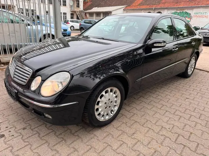 Mercedes-Benz E220