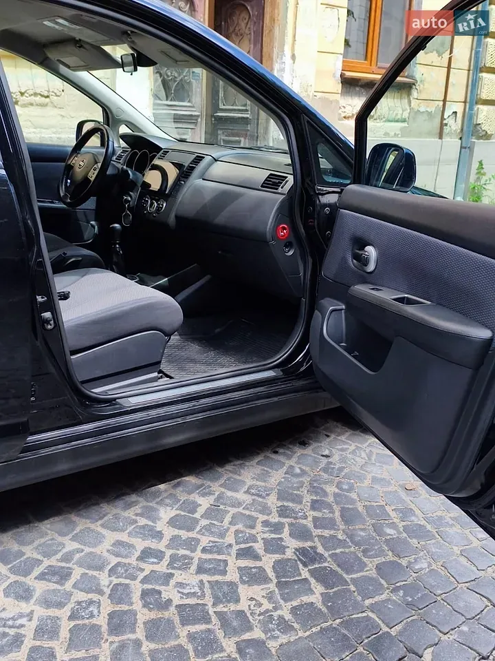 Nissan Tiida 2007 photo 3