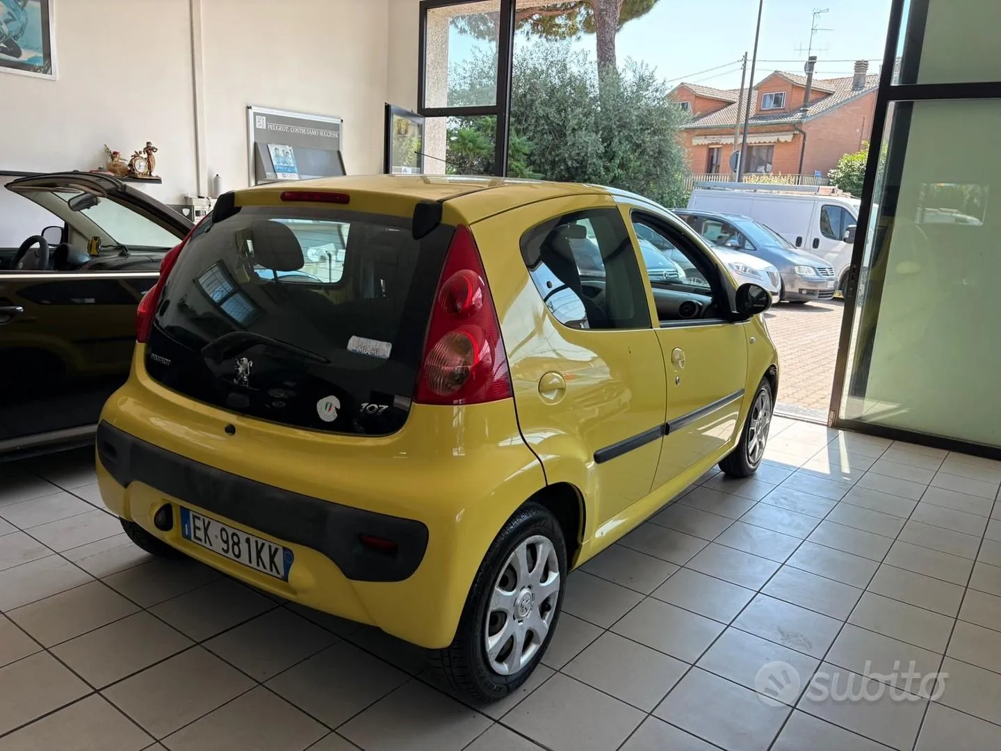 Peugeot 107 2012 photo 3