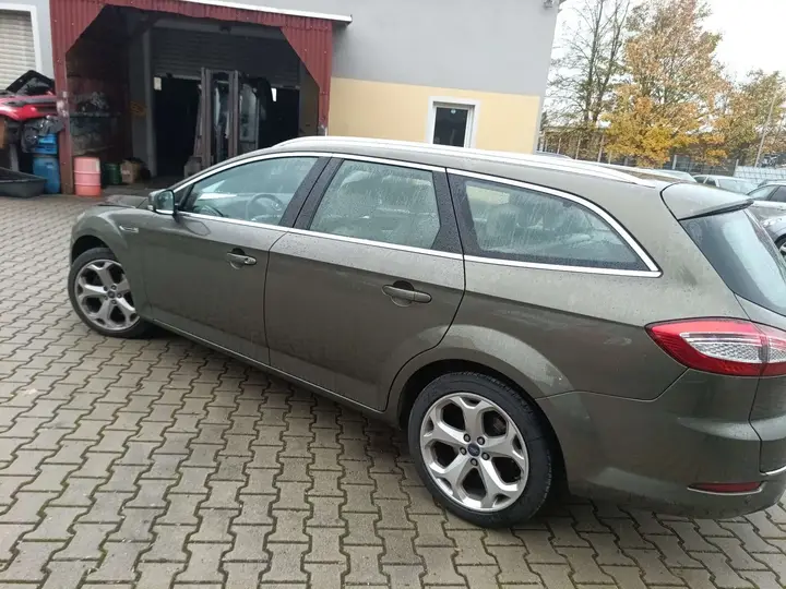 Ford Mondeo 2013 photo 4