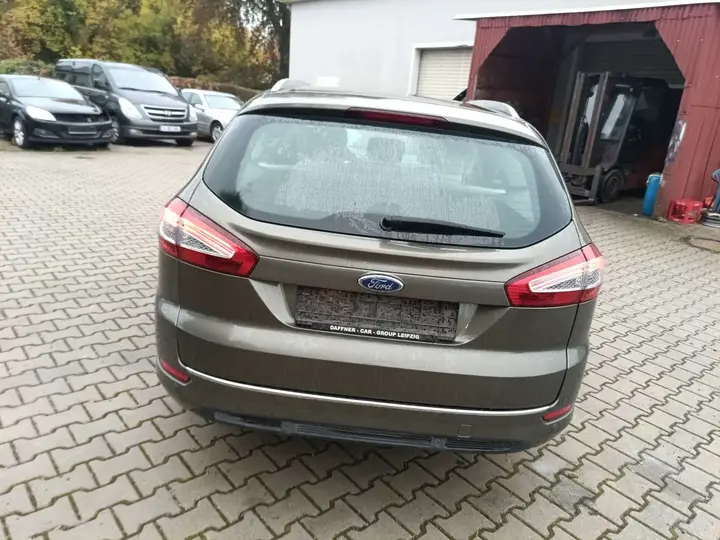 Ford Mondeo 2013 photo 2