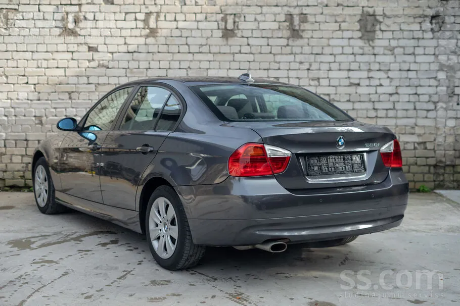 BMW 320I 2008 photo 4