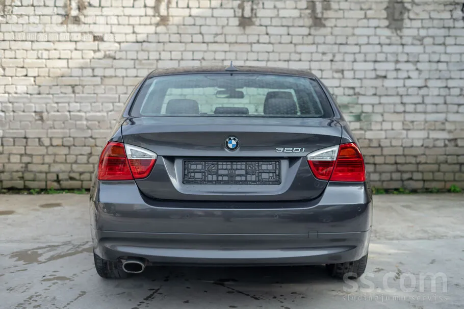 BMW 320I 2008 photo 5