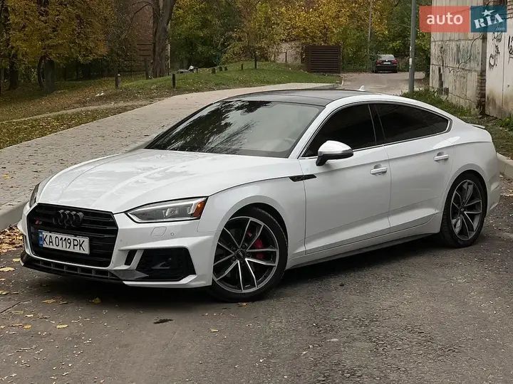 Audi S5