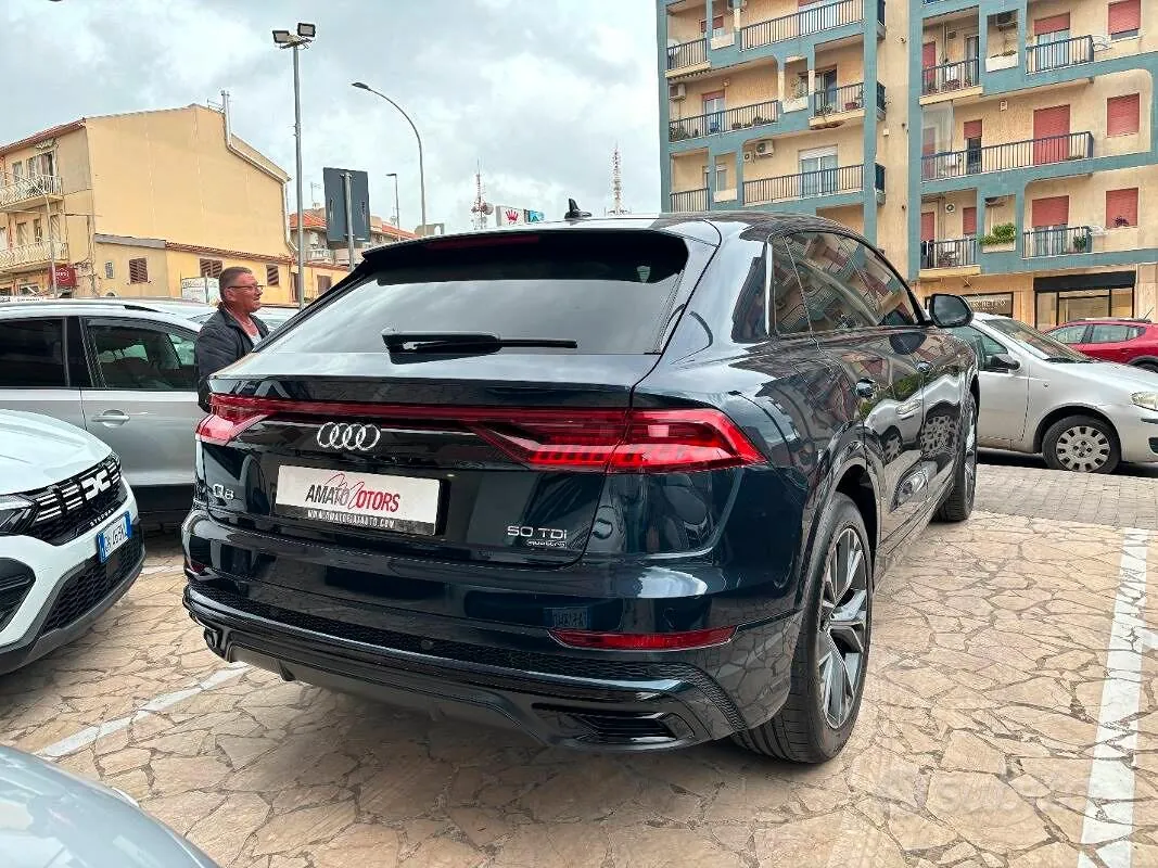 Audi Q8 2023 photo 5