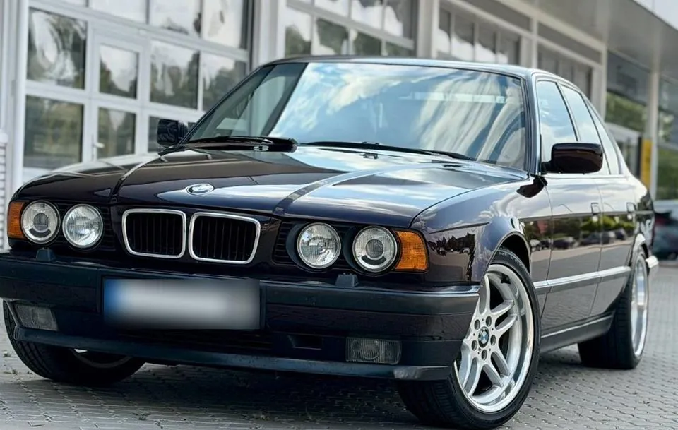 BMW 530I