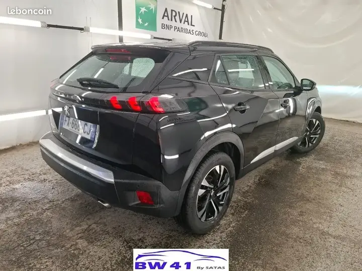 Peugeot 2008 2021 photo 3