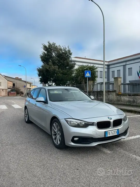 BMW 320D Touring 2017 photo 3