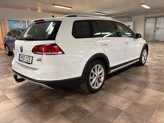 Volkswagen Golf Alltrack 2017 photo 4