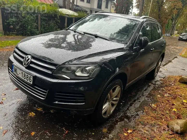 Volkswagen Touareg 2011 photo 2