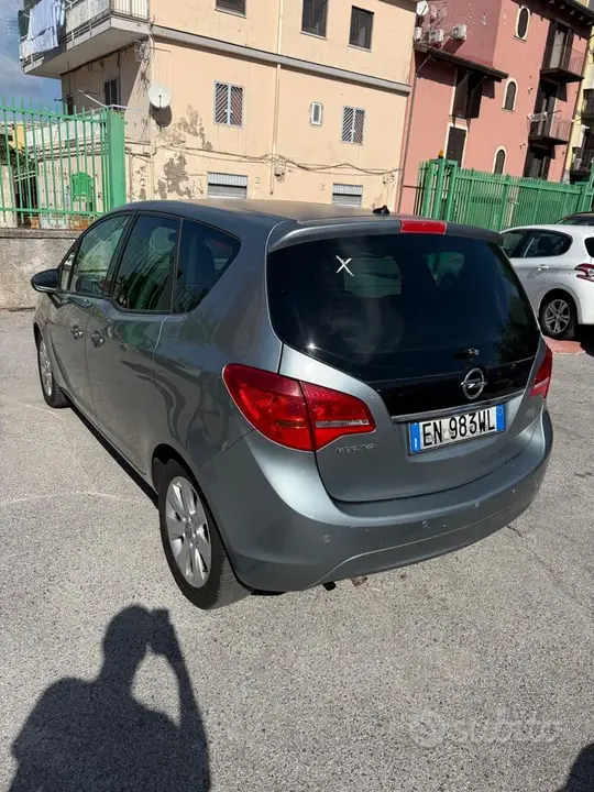 Opel Meriva 2012 photo 4