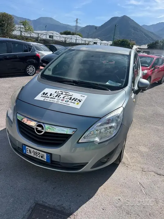 Opel Meriva 2012 photo 2