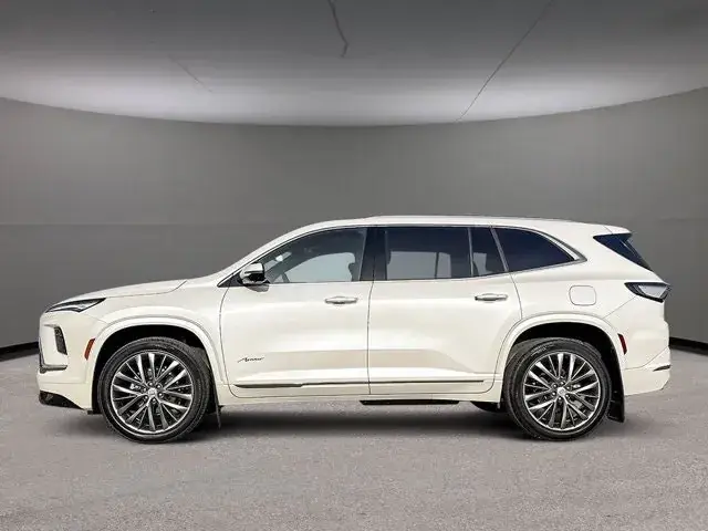 Buick Enclave 2025 photo 2