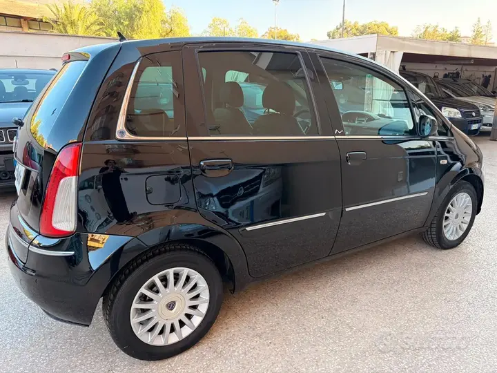 Lancia Musa 2012 photo 4