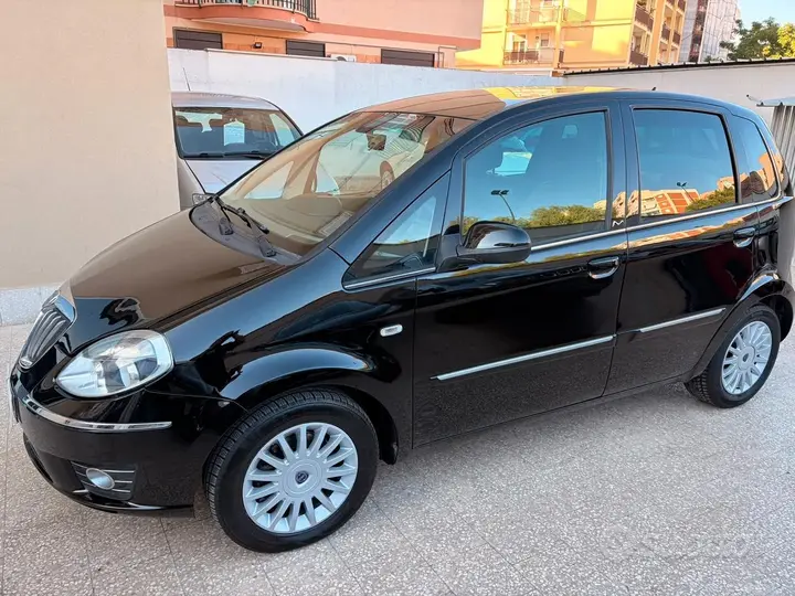 Lancia Musa 2012 photo 3