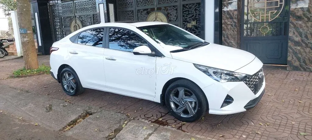 Hyundai Accent 2023 photo 3