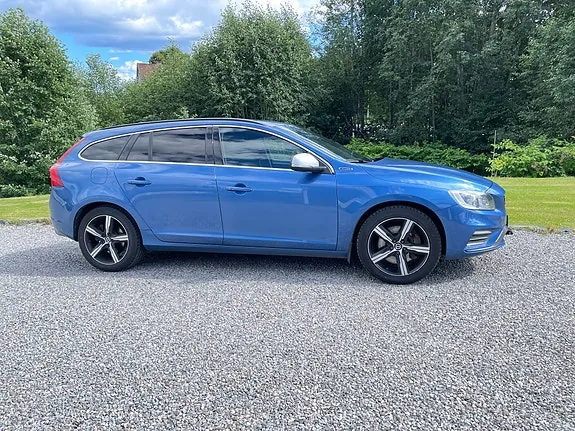 Volvo V60 2018 photo 3