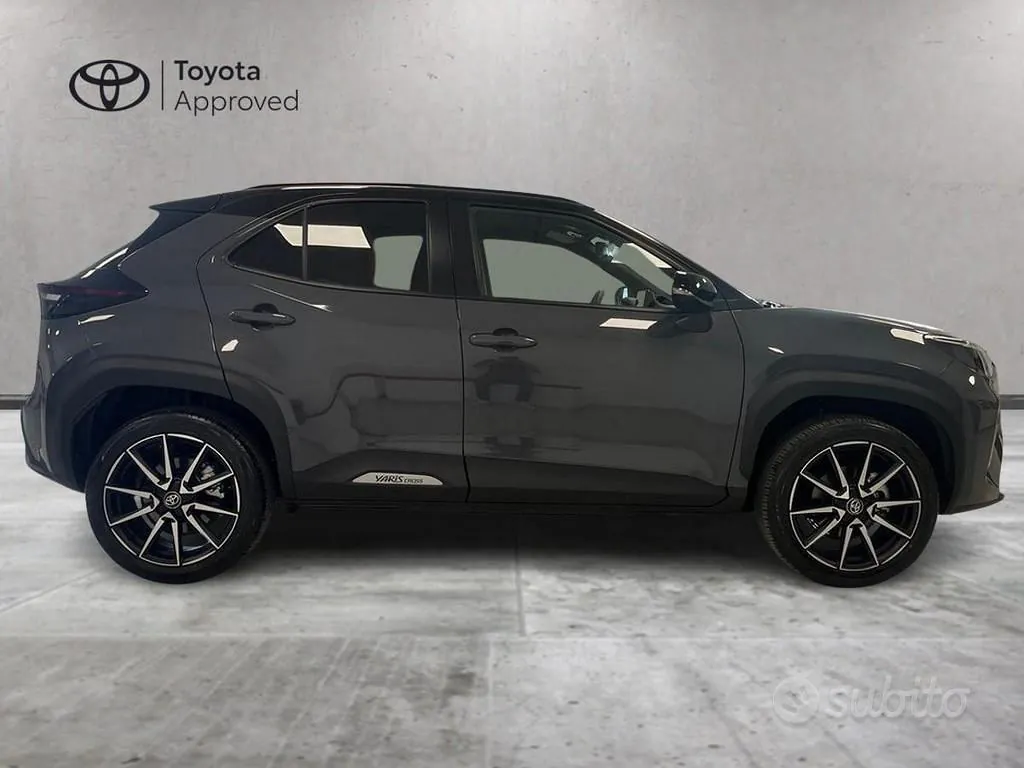 Toyota Yaris Cross 2025 photo 3