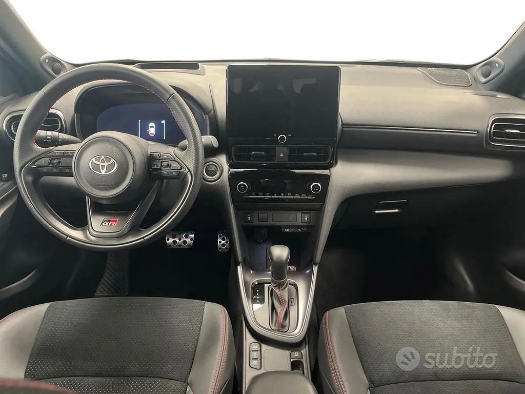 Toyota Yaris Cross 2025 photo 5