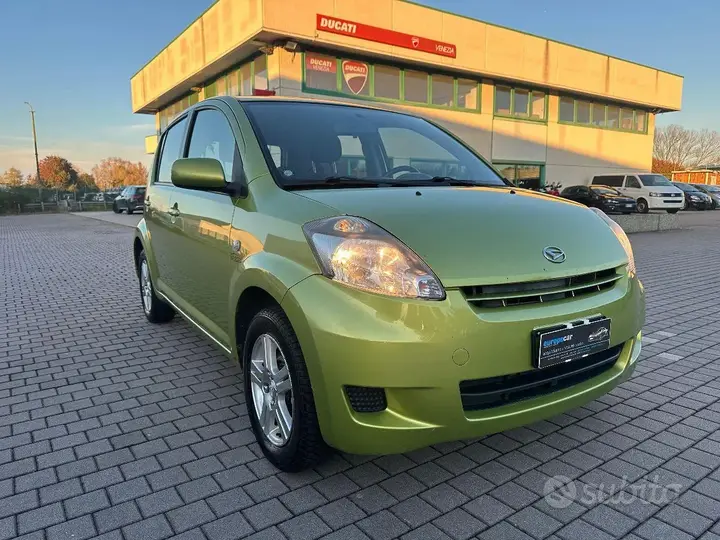 Daihatsu Sirion 2009 photo 2