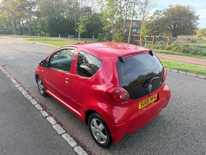 Toyota Aygo 2006 photo 3