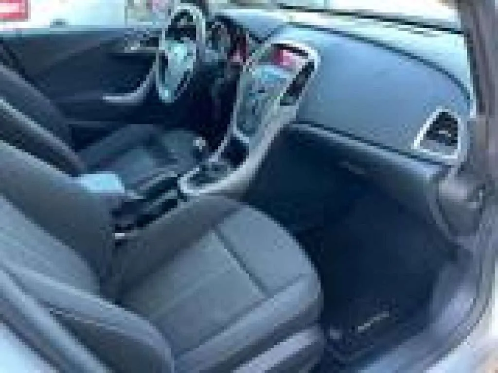 Opel Astra 2013 photo 5